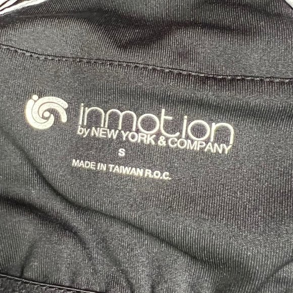 Inmotion Racerback Striped V-neck Tank | Small - Picture 7 of 7